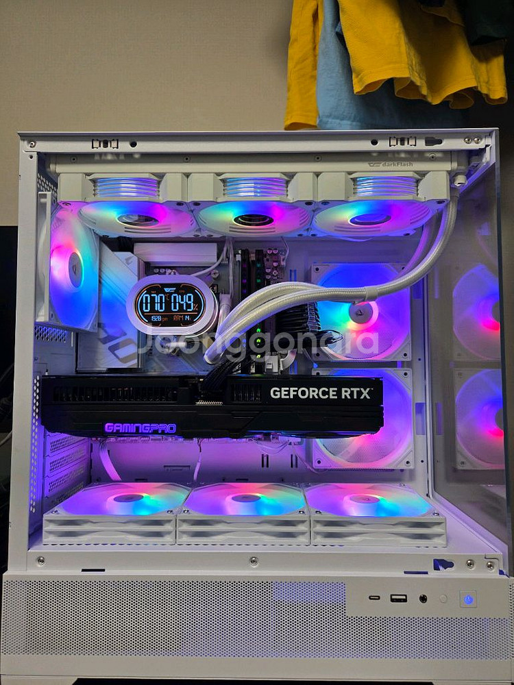 9950x3d, b850m wifi, 48gb,5080--0