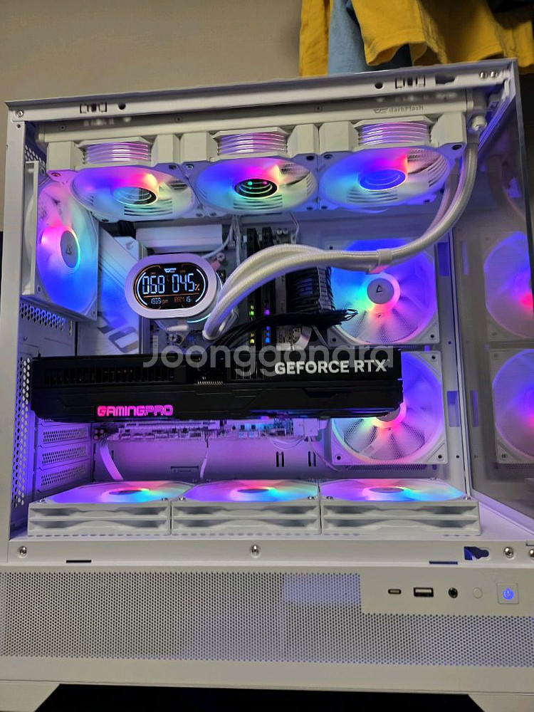 9950x3d, b850m wifi, 48gb,5080--4