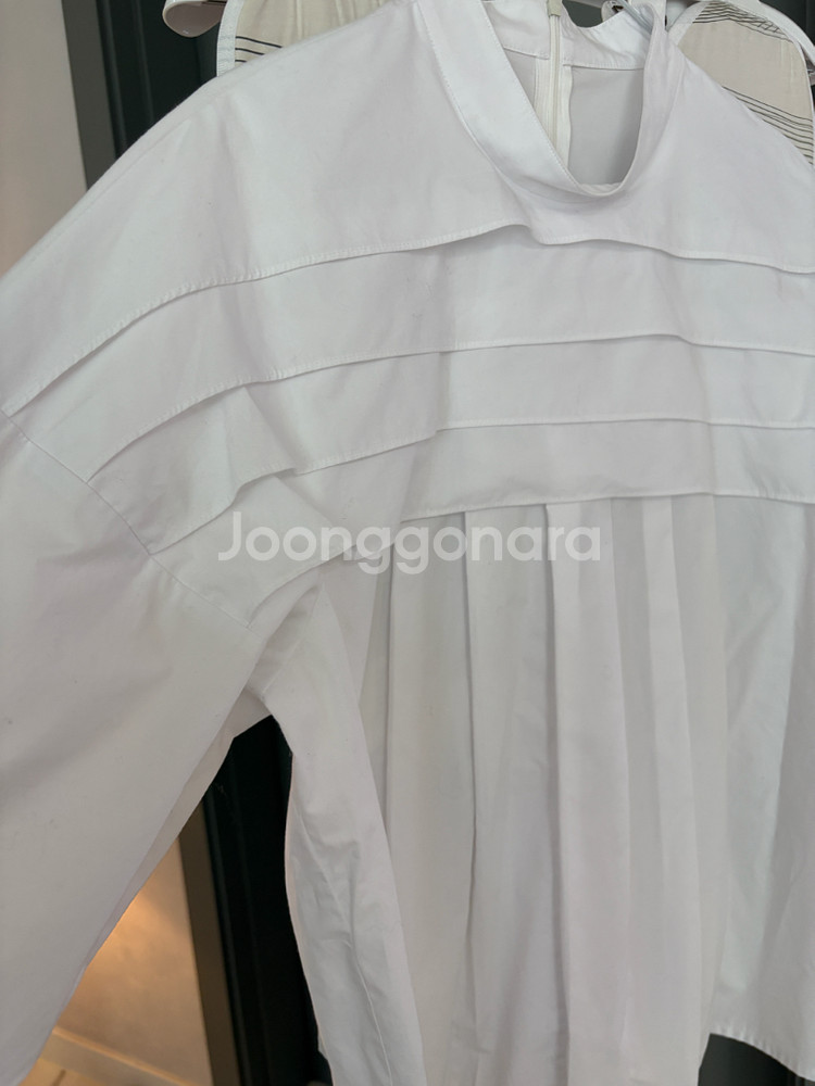JS 뉴욕 25년 셔링 블라우스--1