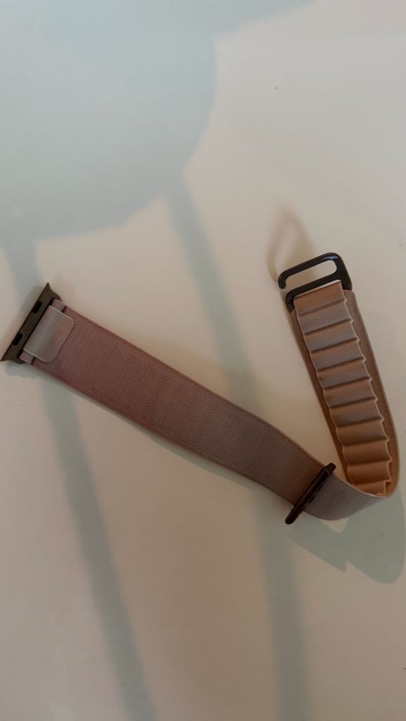 애플워치 울트라 알파인루프 밴드 스타라이트 사이즈 M 이미지