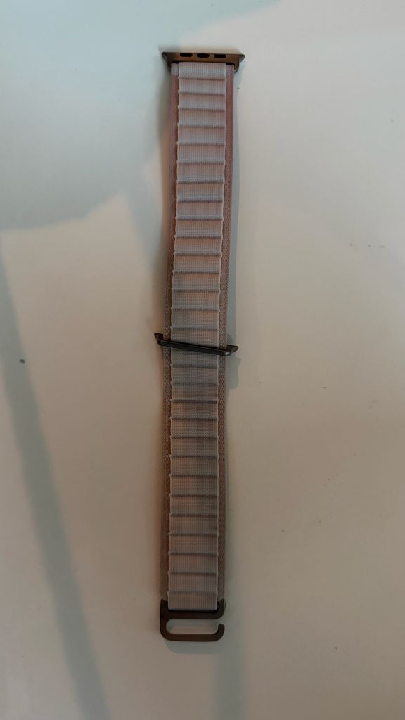 애플워치 울트라 알파인루프 밴드 스타라이트 사이즈 M 이미지