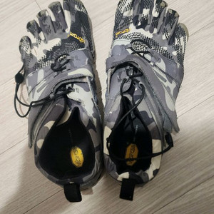 비브람 파이브핑거스 피트니스화 44