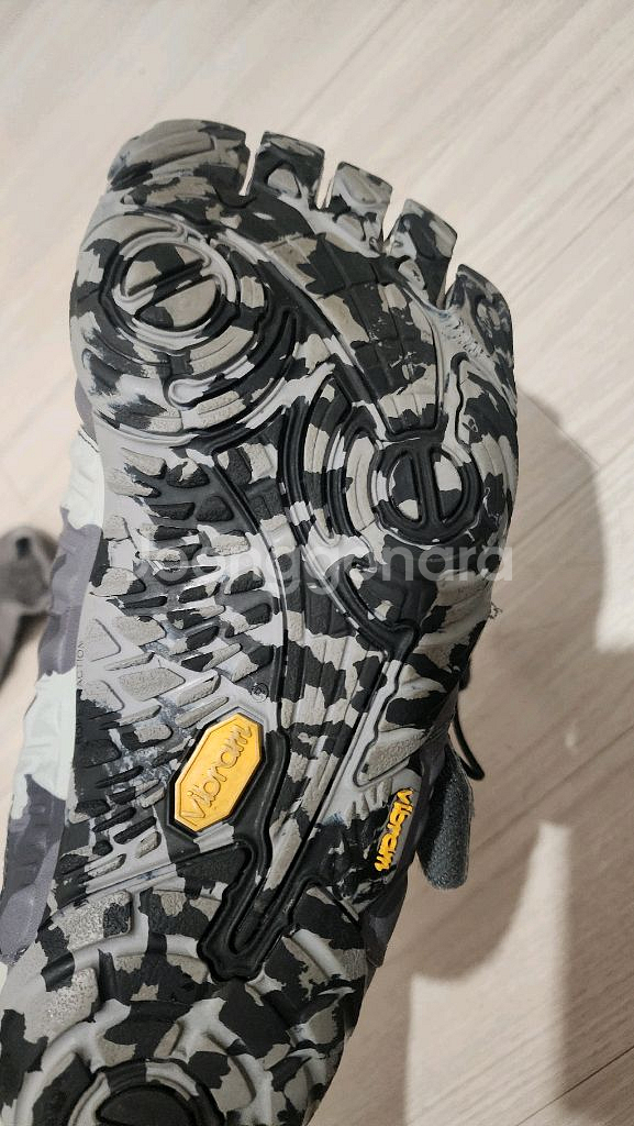 비브람 파이브핑거스 피트니스화 44--1