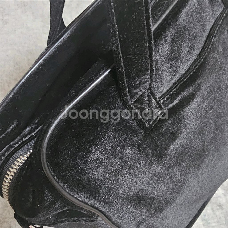 스튜디오 톰보이 블랙 백 싸게 팔아요.--1