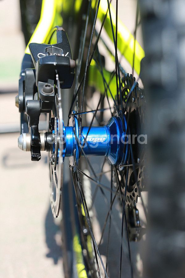 17년 코멘샬 슈프림 20인치 DH 풀샥 어린이 자전거--9