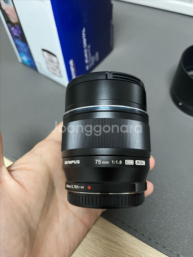 올림푸스 75mm f1.8 민트급--1