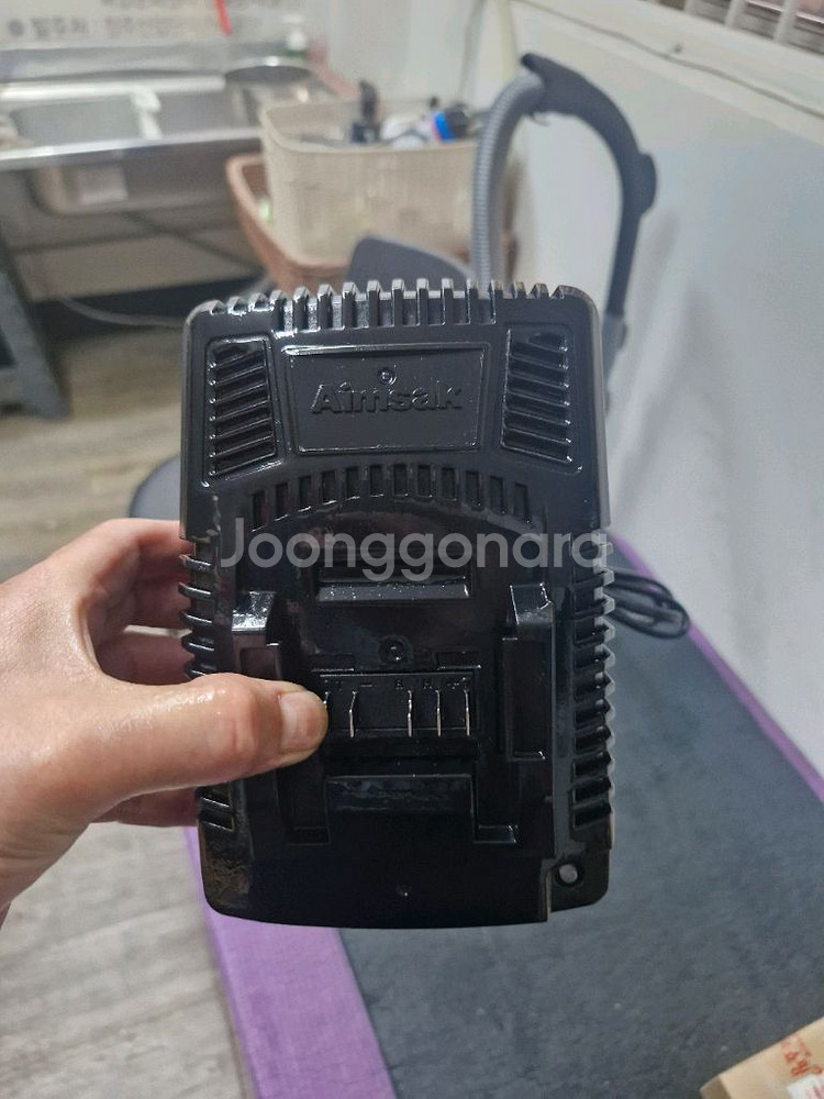 아임삭충전기ALC4640M 창고내사용 거의새거 개당가격--2