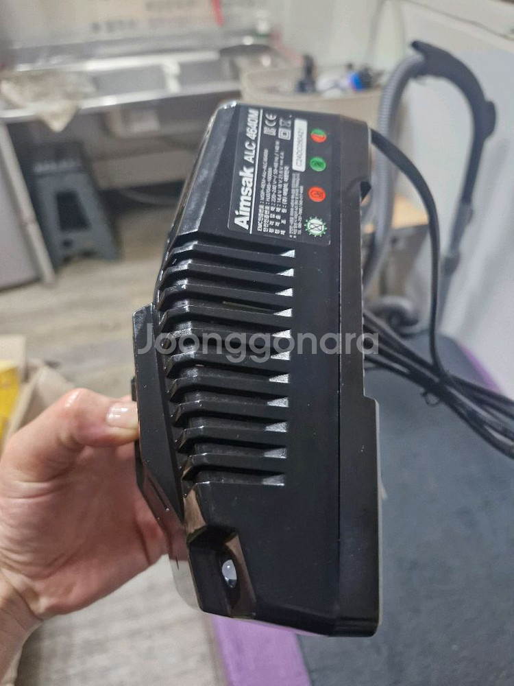 아임삭충전기ALC4640M 창고내사용 거의새거 개당가격--3