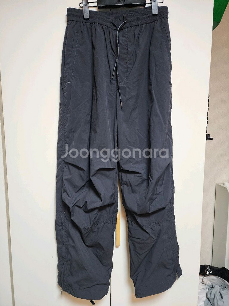 (44) 준지 24SS 나일론 루즈핏 팬츠--1