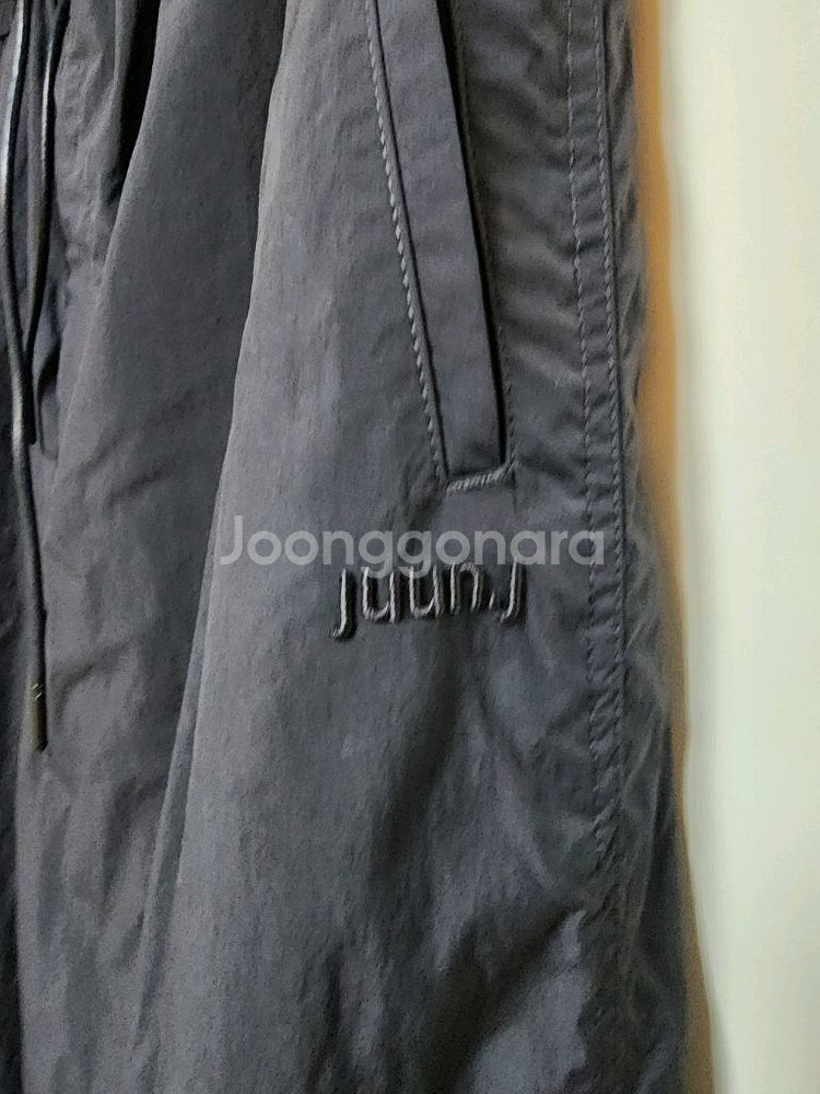(44) 준지 24SS 나일론 루즈핏 팬츠--5