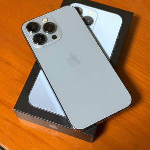 아이폰 13 pro 시에라블루