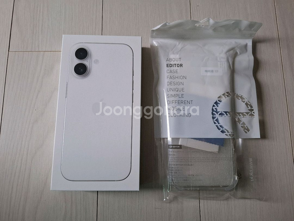 아이폰17 256GB 화이트 미개봉 및 악세서리 미개봉--0