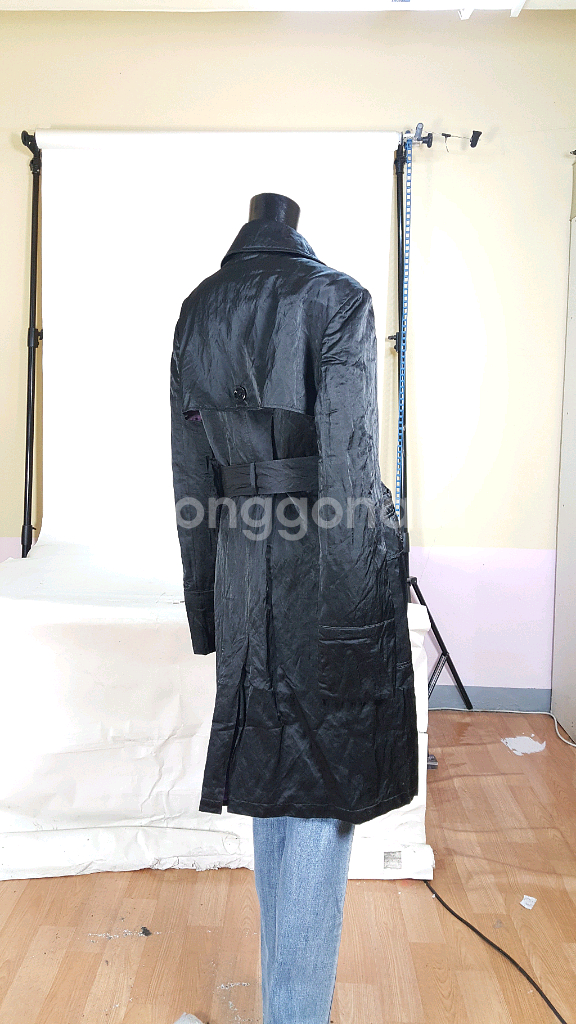 장프랑코페레 검정색 여성 트렌치 코트--4