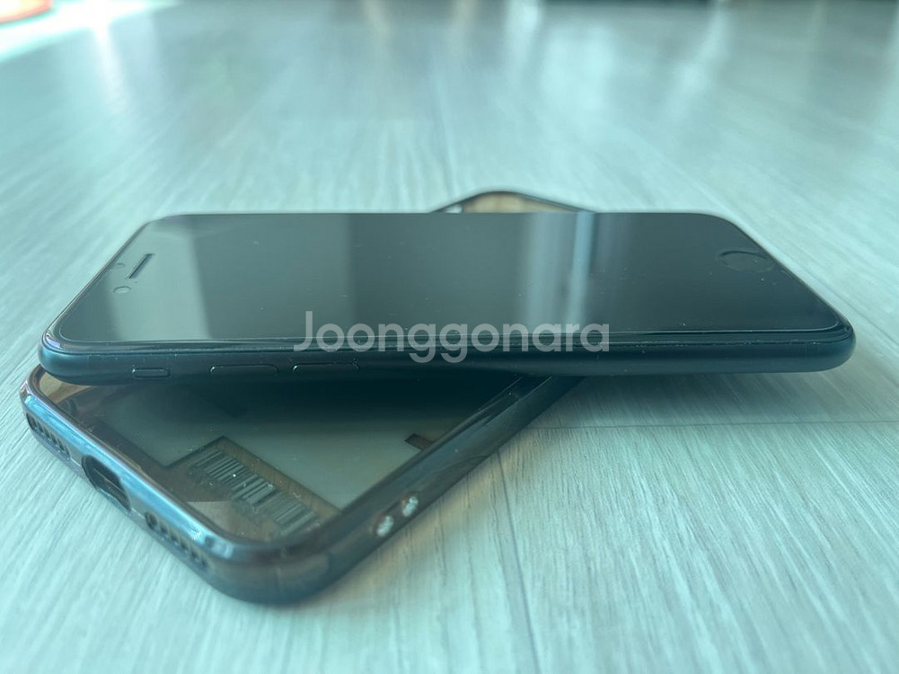 아이폰 SE2 블랙 256GB--3