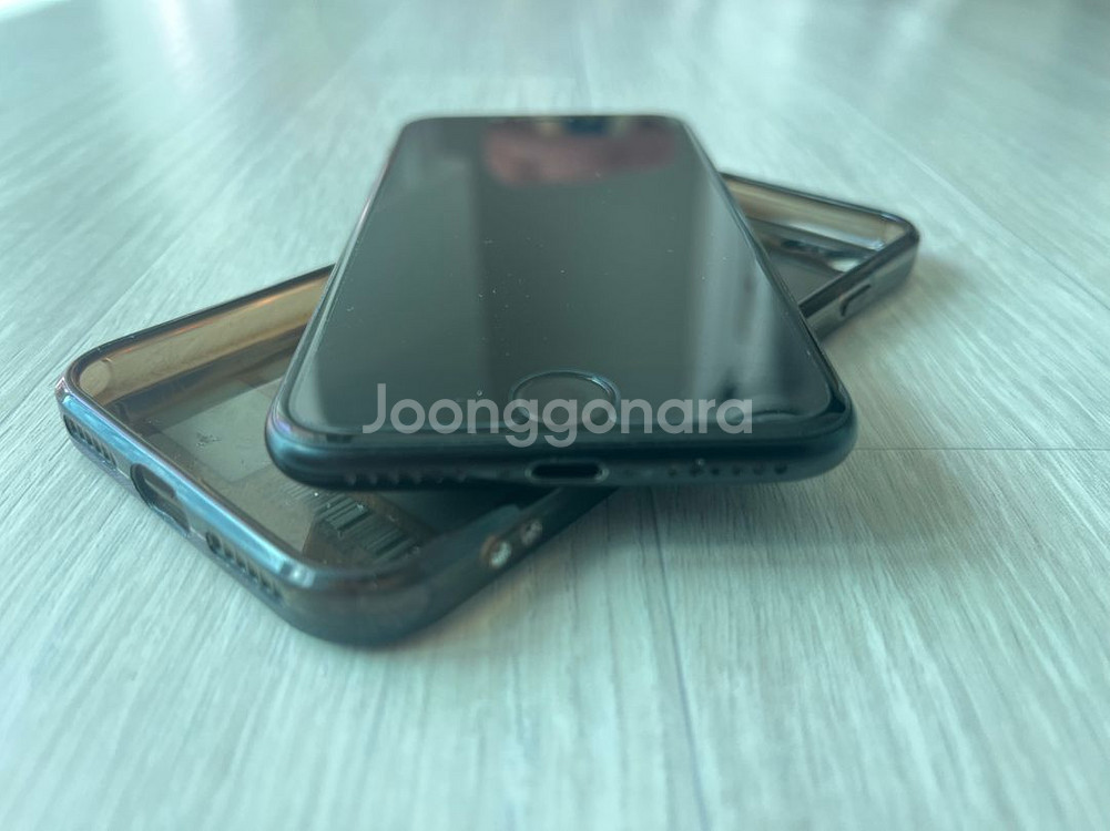아이폰 SE2 블랙 256GB--2