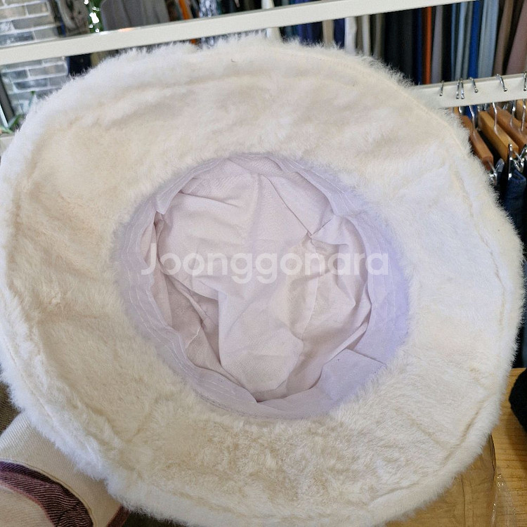보송보송 퍼 벙거지 새상품 택포1만원--2