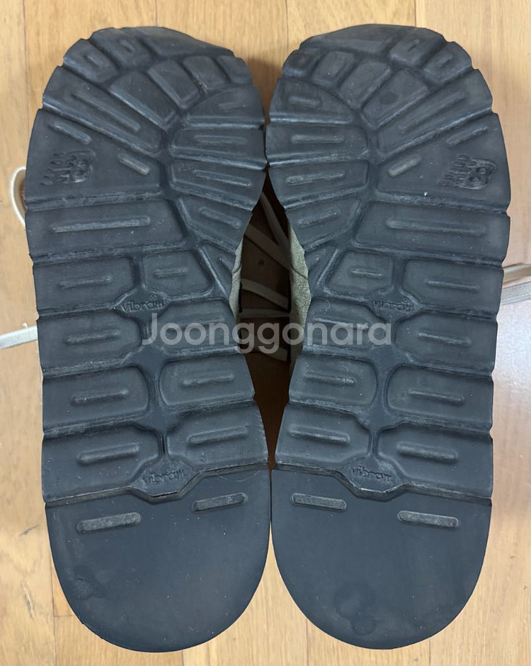 뉴발란스 990V1 올리브 260사이즈 19만--3