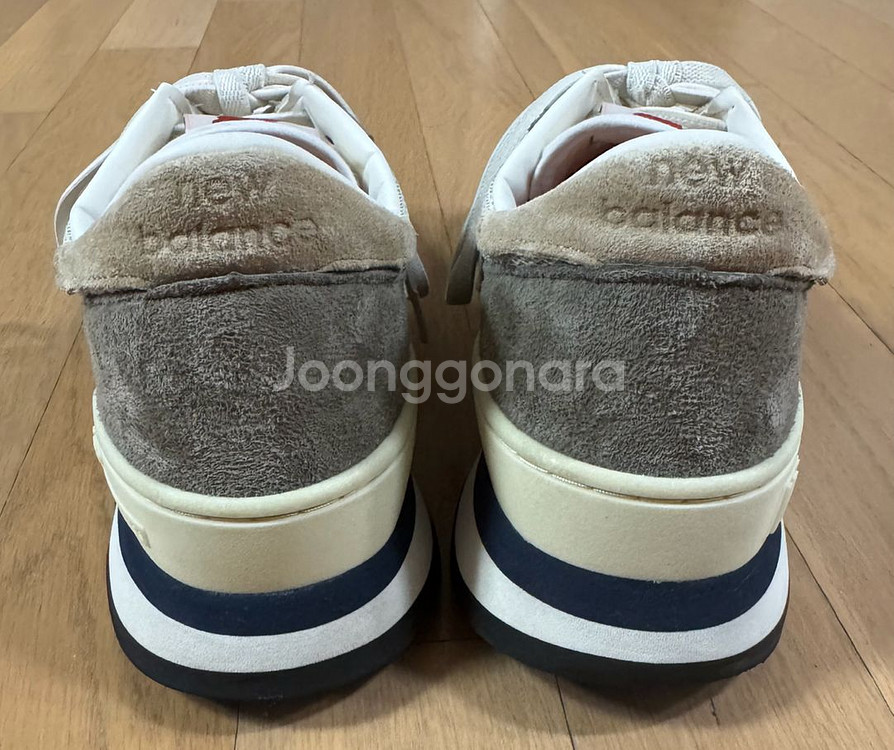 뉴발란스 990V1 올리브 260사이즈 19만--2