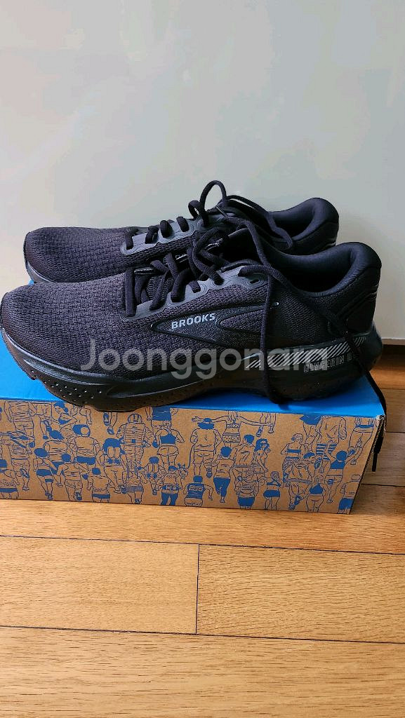 브룩스 글리세린 GTS 21 285, 220--0