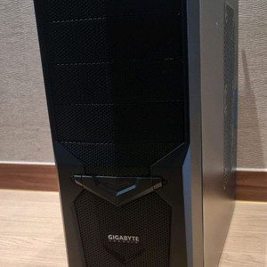i5 기가바이트 데스크탑 본체