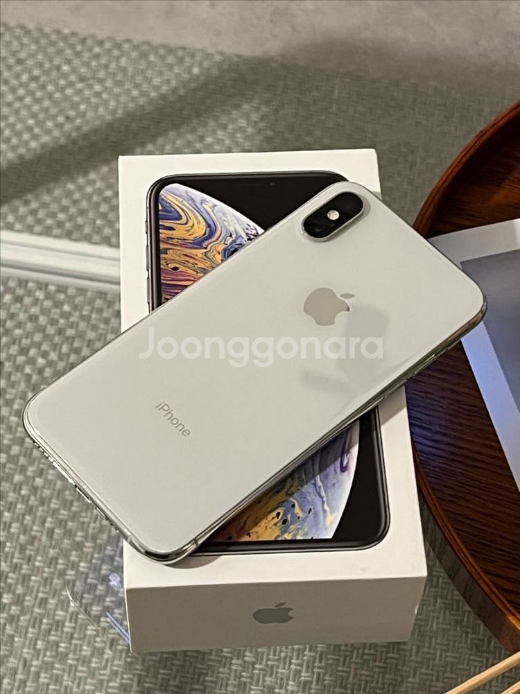 아이폰 XS 512 Gb 실버 A급 (필름 및 케이스--0