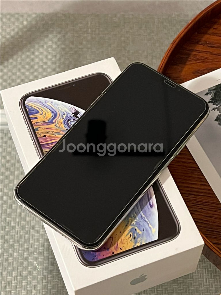 아이폰 XS 512 Gb 실버 A급 (필름 및 케이스--2