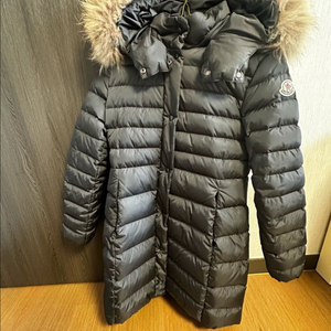 몽클레어 키즈롱패딩 12a