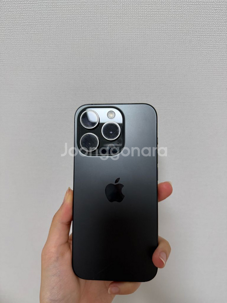 아이폰 15 pro 256GB--7