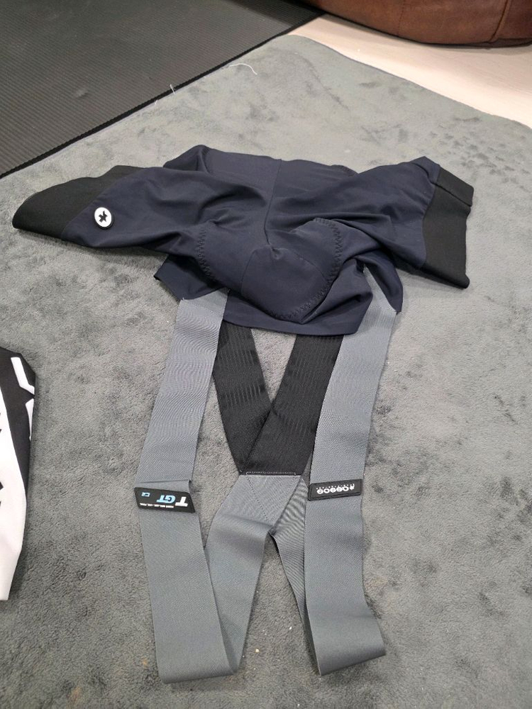 아소스 빕숏 상의 일괄판매 이미지