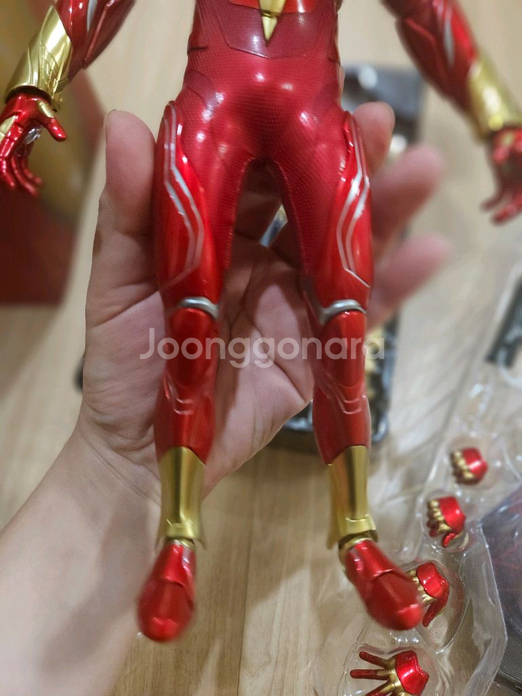 핫토이 아이언스파이더아머 스파이더맨 판매--4