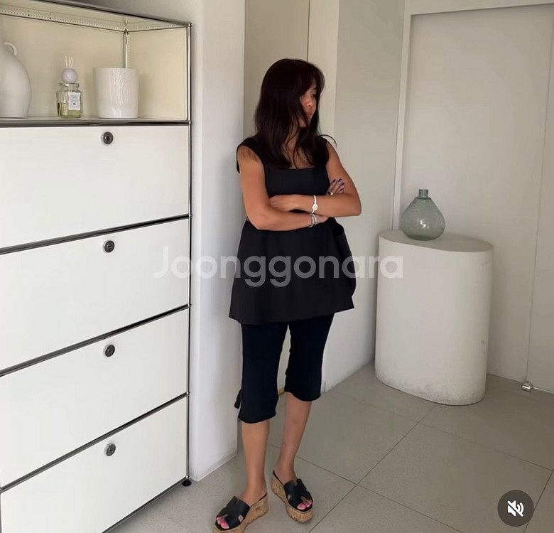 11am 제작 롱 블라우스 + 팬츠 셋업 블랙 새제품--2