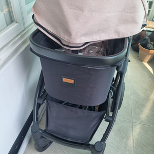 패리스독 루쏘 라지 유모차 팝니다.