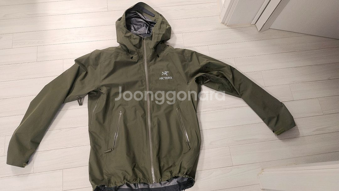 아크테릭스 베타 LT 자켓 타츠(카키) L사이즈--1