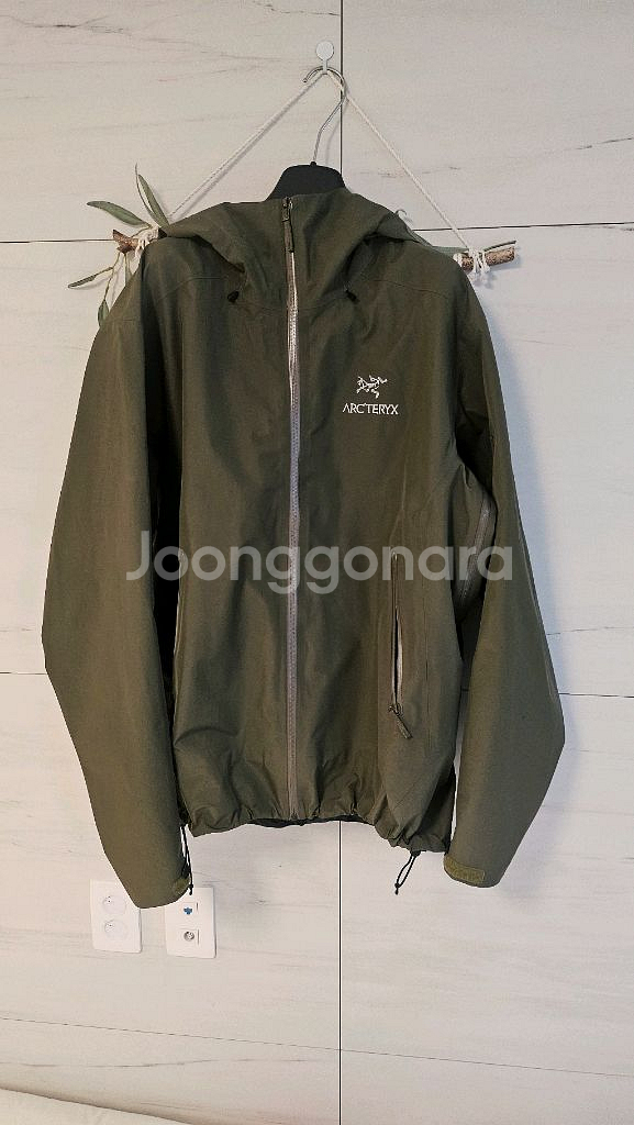아크테릭스 베타 LT 자켓 타츠(카키) L사이즈--0