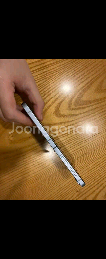 Z플립 6 256GB--6