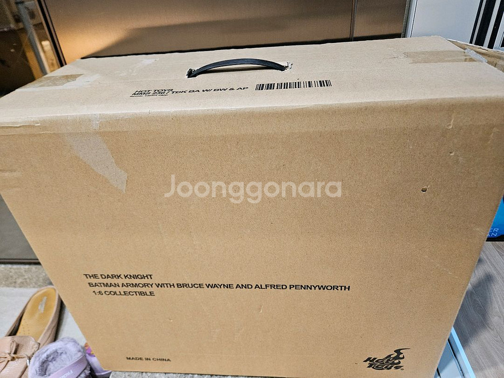 핫토이 mms236 아머리 4종 구형 판매합니다--3