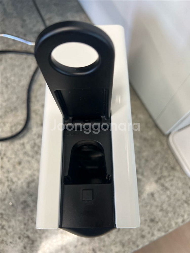 (완전깨끗) 네스프레소 에센자 미니 C30 커피 머신--1