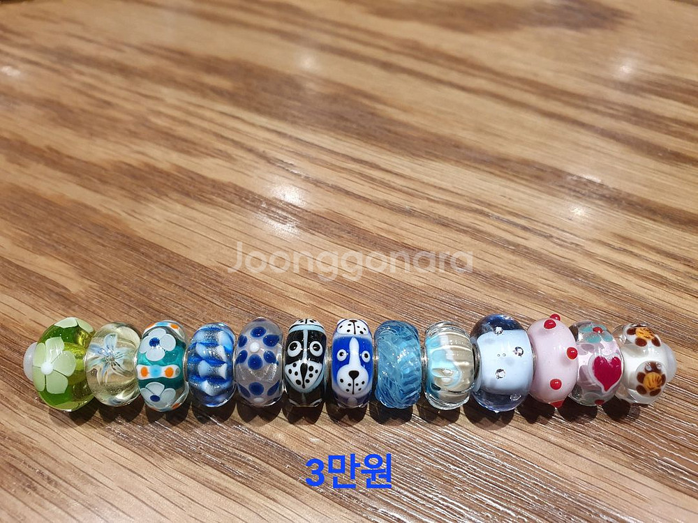 트롤비즈 글라스, 유니크--0