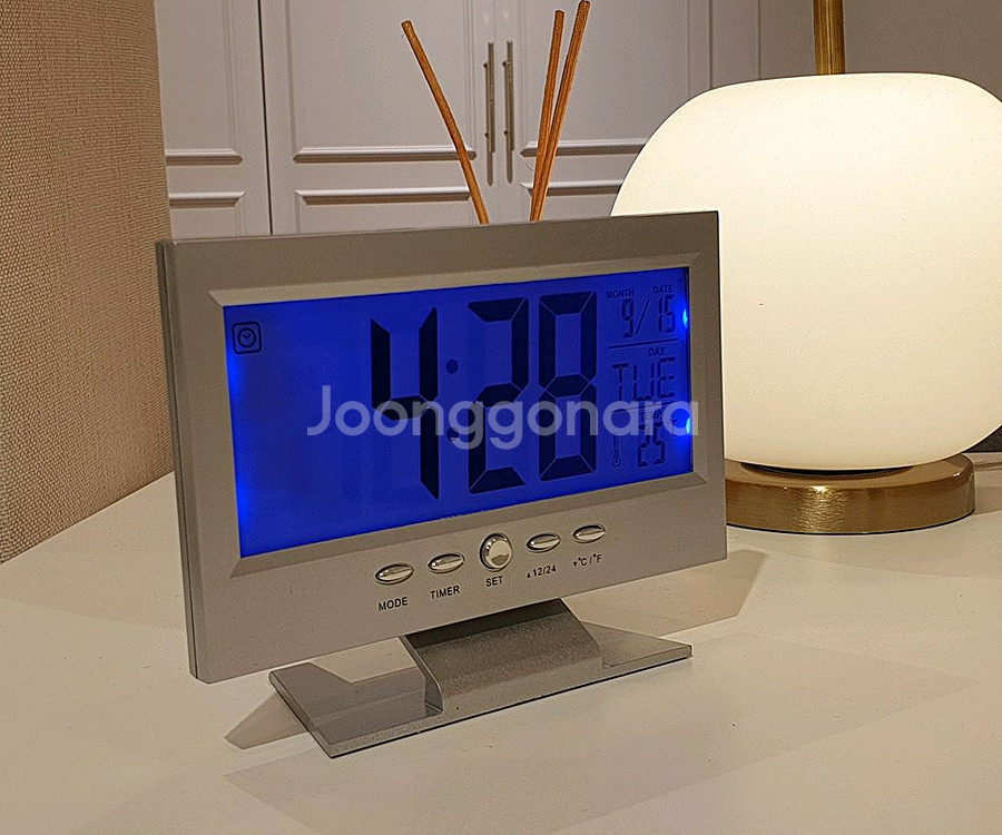 신기한 탁상 시계--7