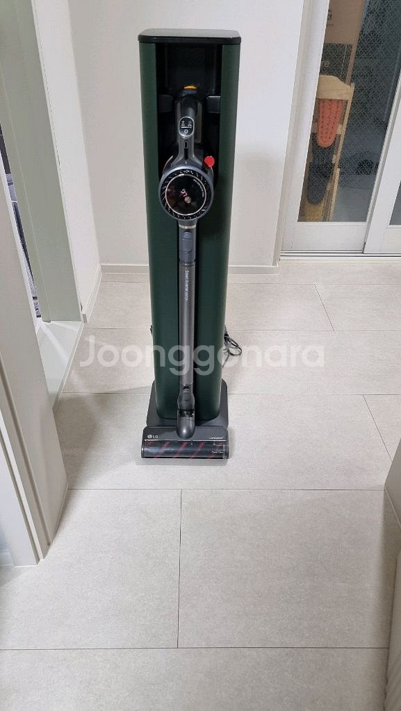 LG코드제로 올인원타워 무선청소기 판매해요--0