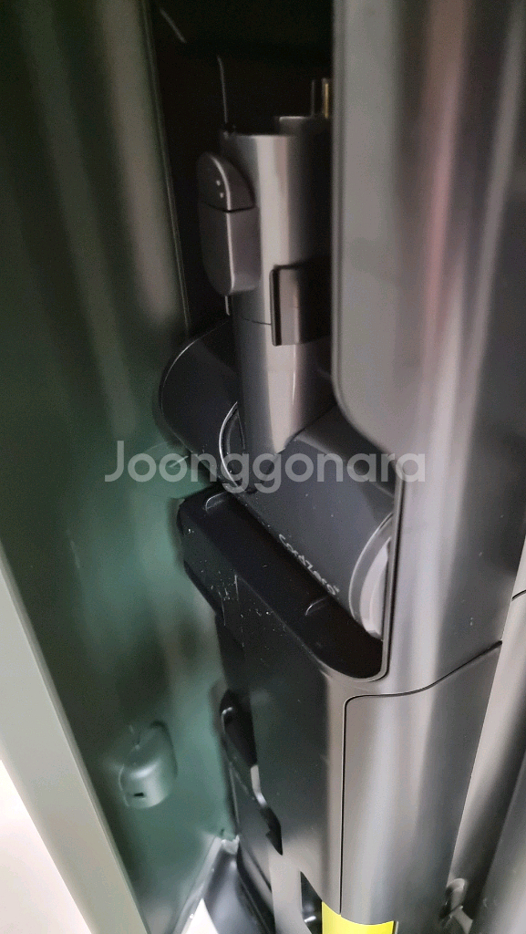 LG코드제로 올인원타워 무선청소기 판매해요--4