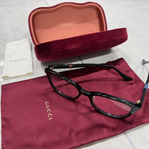 gucci 안경 gg1500ok-001 팝니다.