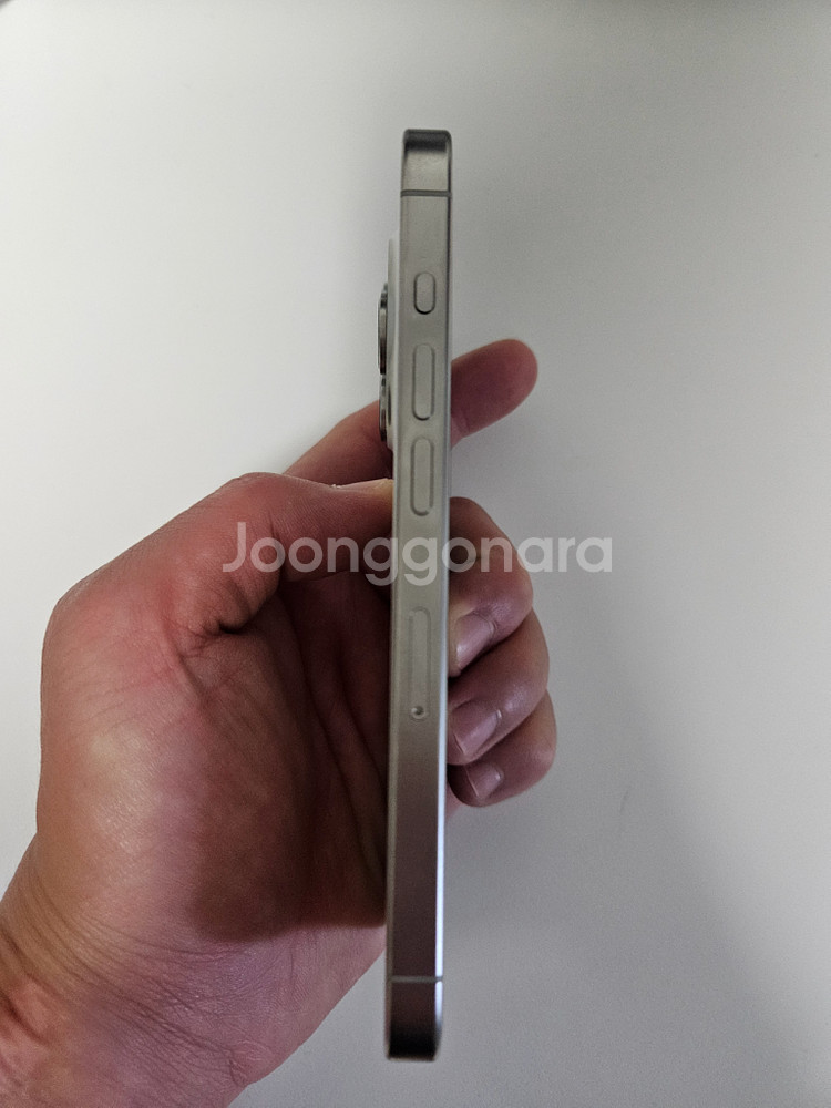 아이폰15프로 화이트 256기가 애케플 26년 3월--3