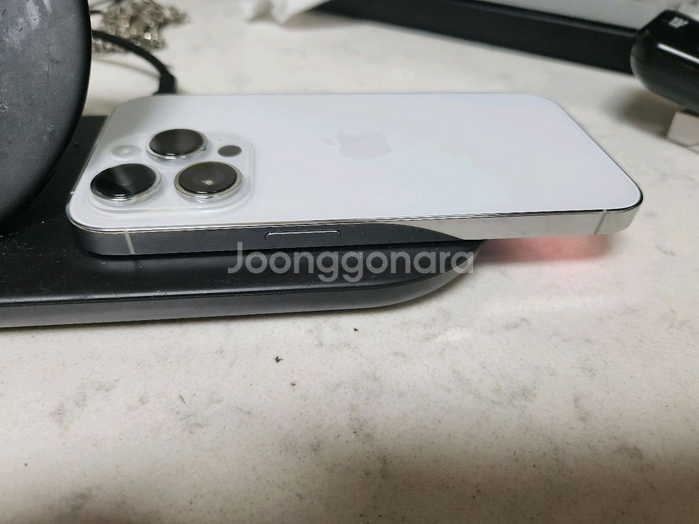 아이폰14프로 128g--4