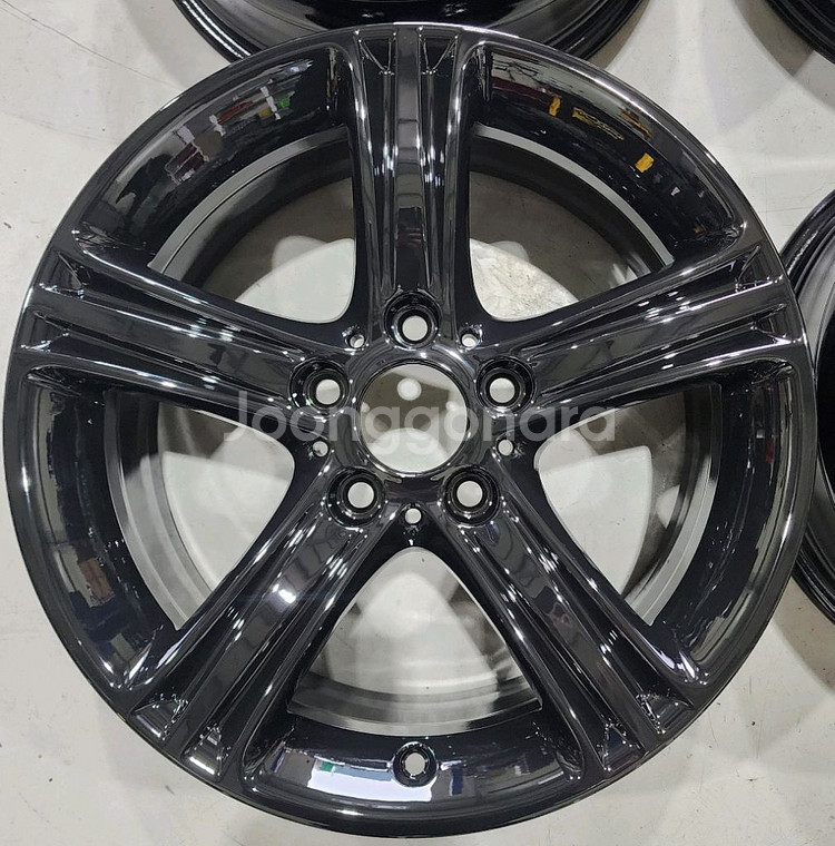 BMW F30 3시리즈 17인치 휠, BMW 320D--3