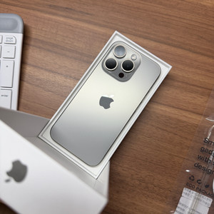 아이폰 15 Pro 256gb 네츄럴티타늄