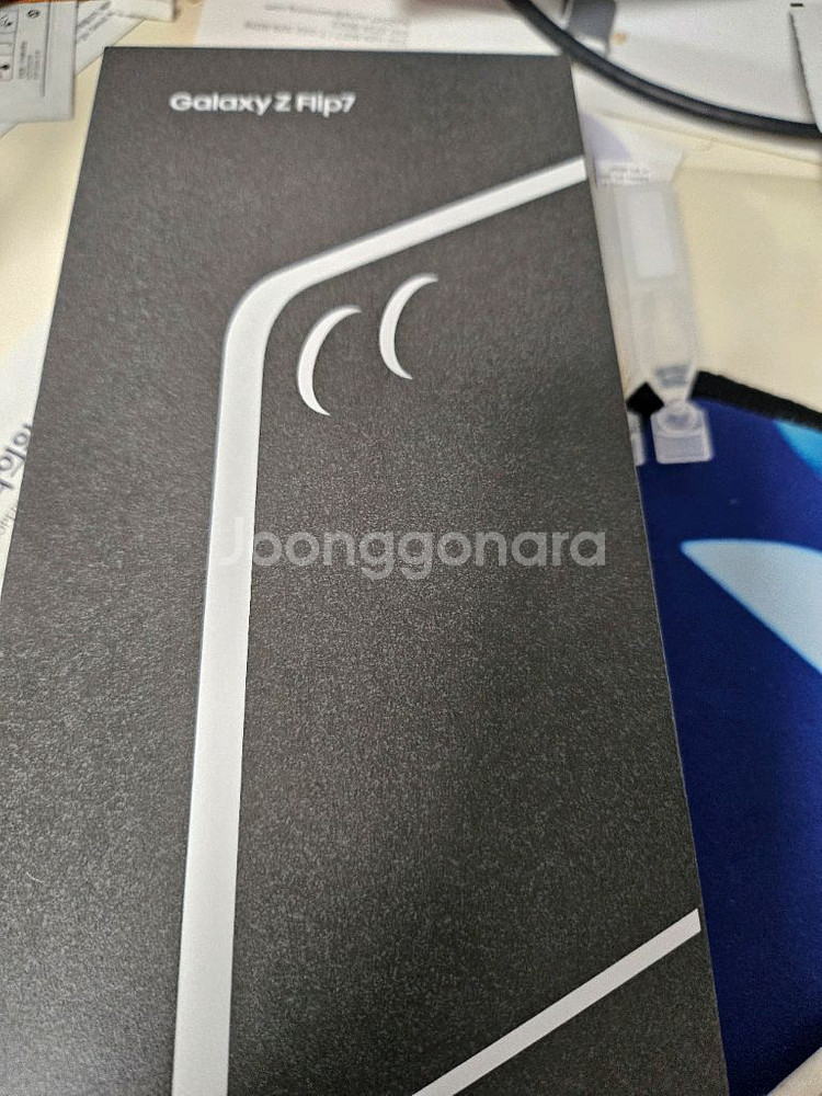 갤럭시z플립7 512GB 자가유통 미개--0