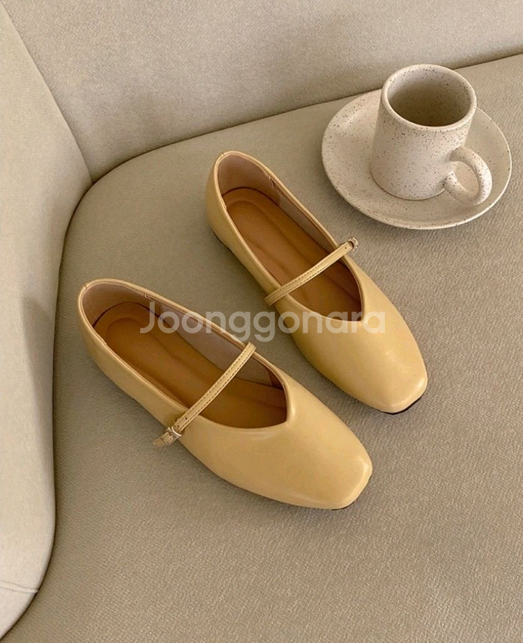 (새제품) 메리제인 플랫 슈즈 250--0