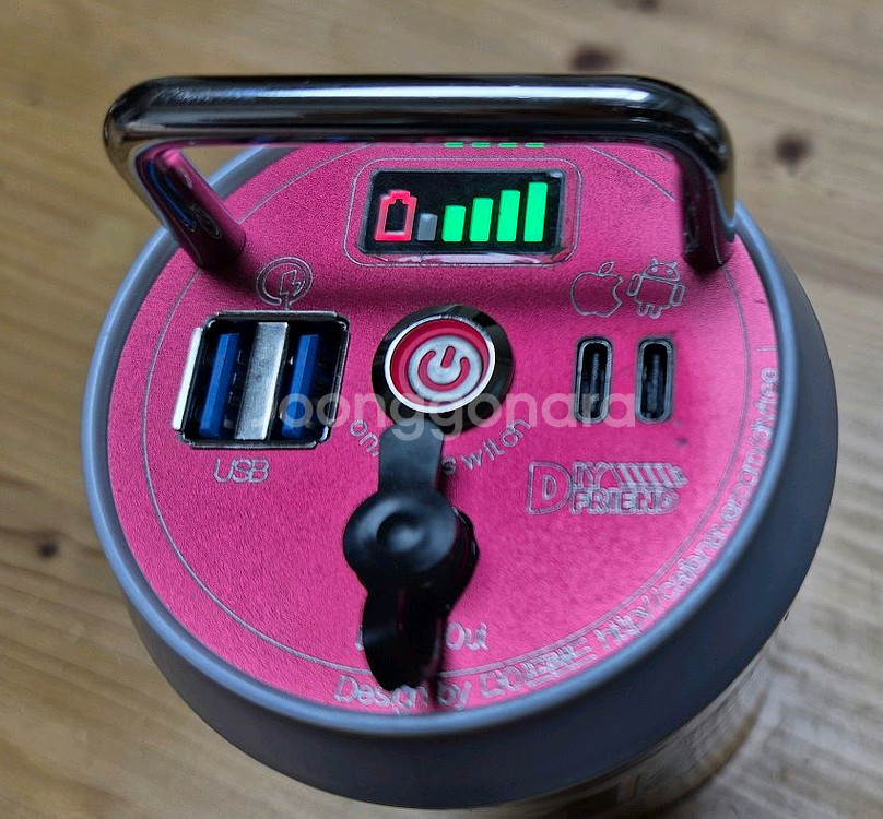 캠핑 갬성 맥주캔 파워뱅크 맥뱅(12.6V 14A)--1