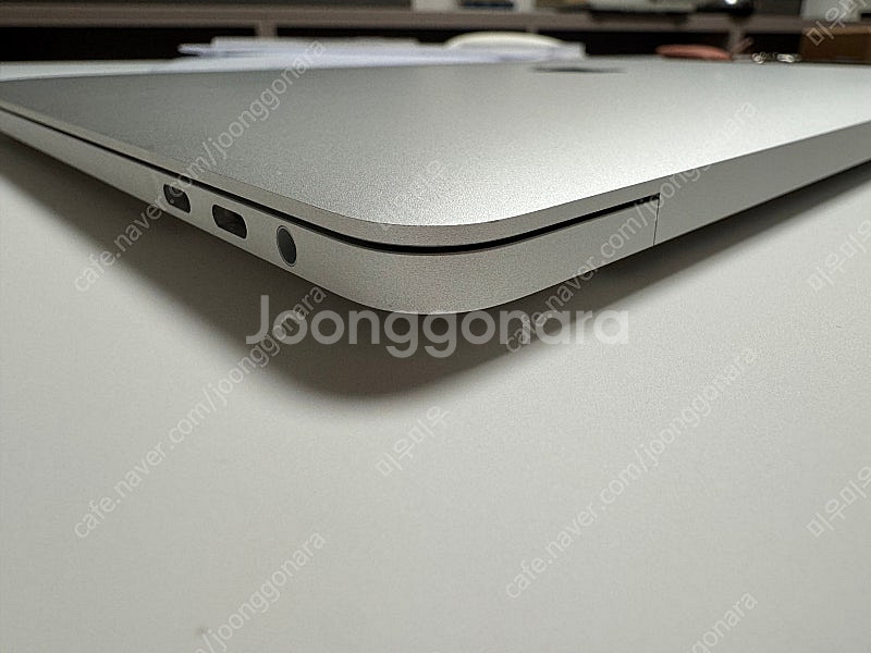 맥북프로 2016 13인치 터치바 i7 512GB--3